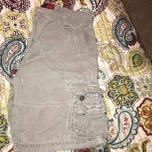 Men’s cargo shorts